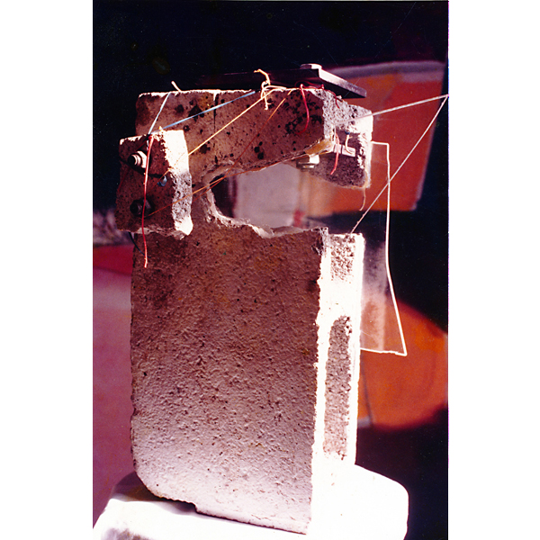 Michael Jensen, installations: Cinderblock